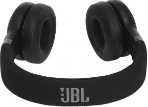 Test JBL E45BT : un casque Bluetooth aussi adolescent que sa cible